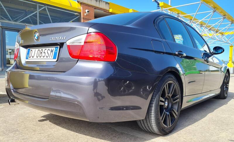 BMW Serie 3 320d cat MSport  del 2007 usata a Termoli